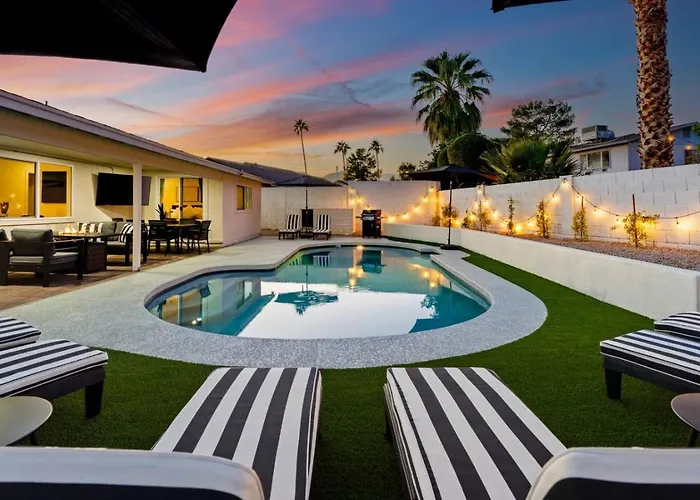 Holiday home 4bedroom 3bath - Near Pv Mall With Heated Pool, Arcade, & Fire Pit *
